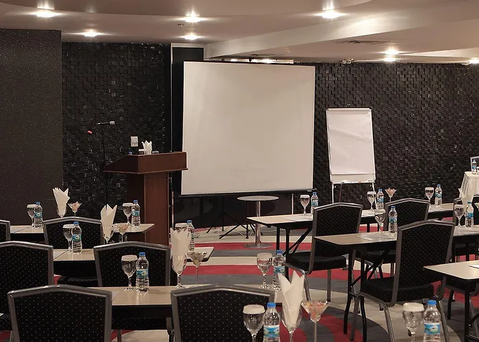 City Hotel Ankara אנקרה