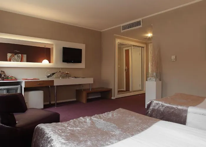 ホテル City Hotel Ankara 4*