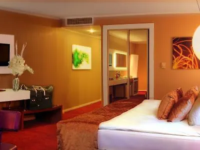 City Hotel Ankara ホテル 4*